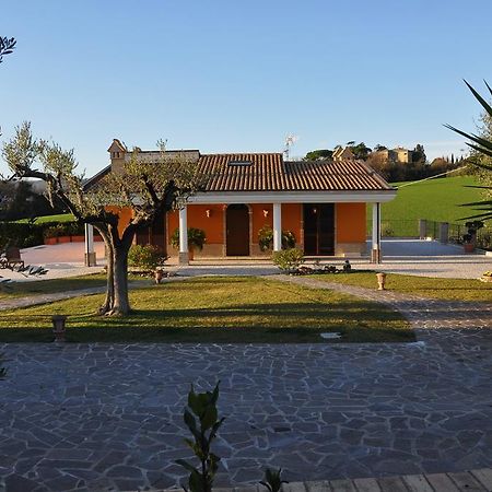 B&B Agrifoglio SantʼElpidio a Mare Extérieur photo